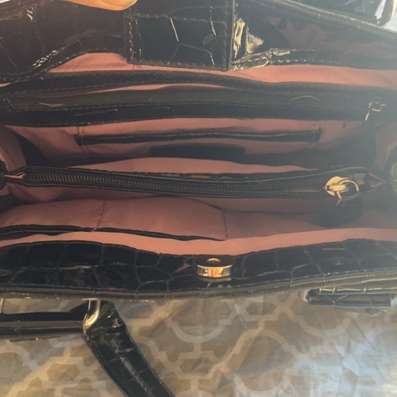 crocodile pattern handbag - Picture 2 of 3